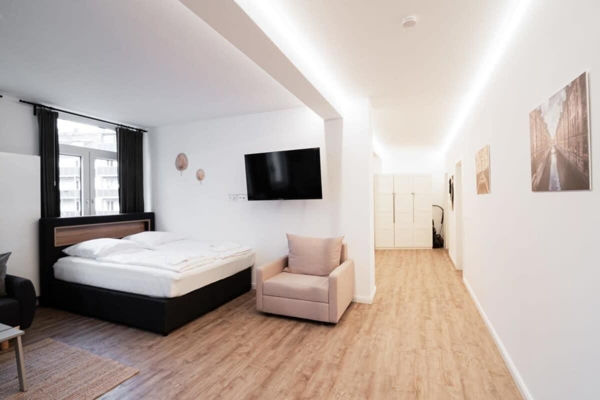 Hamburg Gem For 12 Apartment Exterior photo